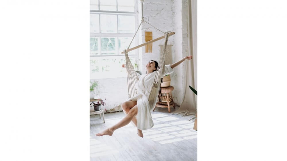 Macrame hammock swing - hanging chair for home, garden or vacation | Beige, 120 kg load capacity